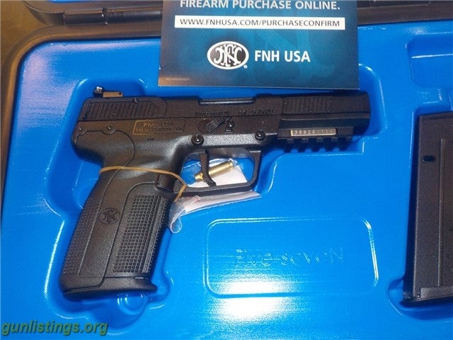 Pistols FN 5.7 PISTOL