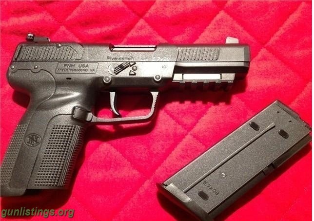 Pistols FN HERSTAL FIVE-SEVEN 5.7X28MM NEW 3 MAGS