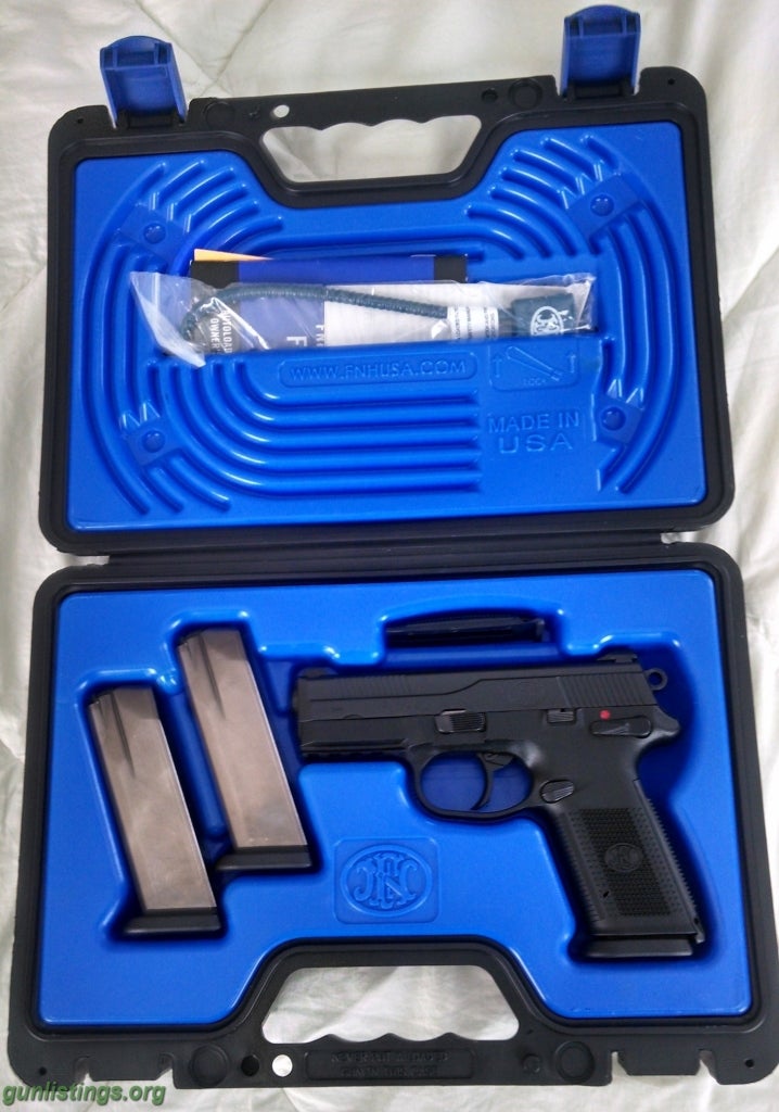 Pistols FNH  FNX-40