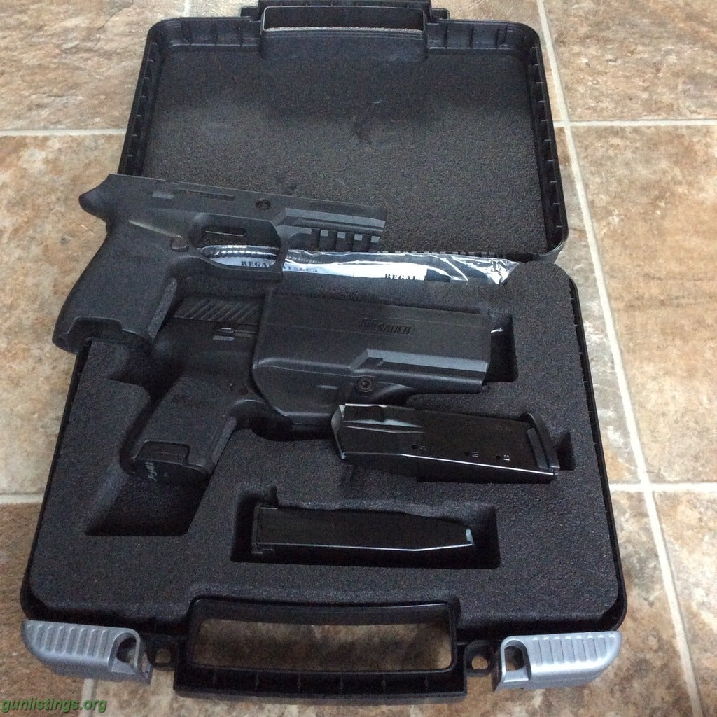 Pistols FS Sig Sauer P320 Carry .40SW