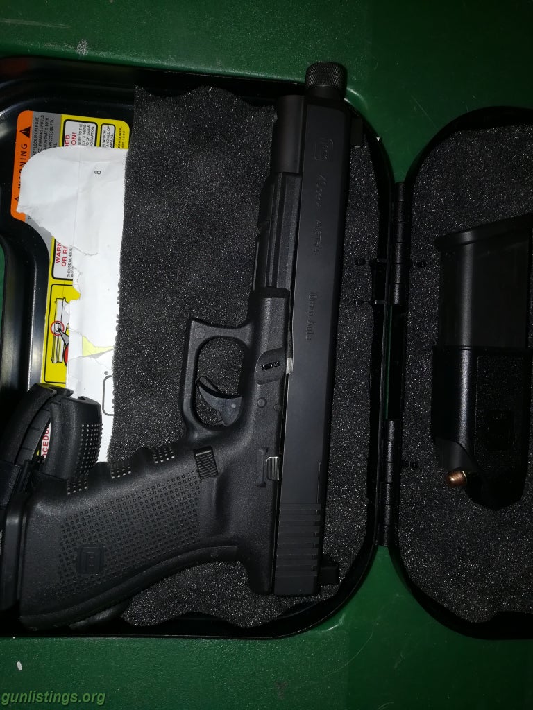 Pistols G40