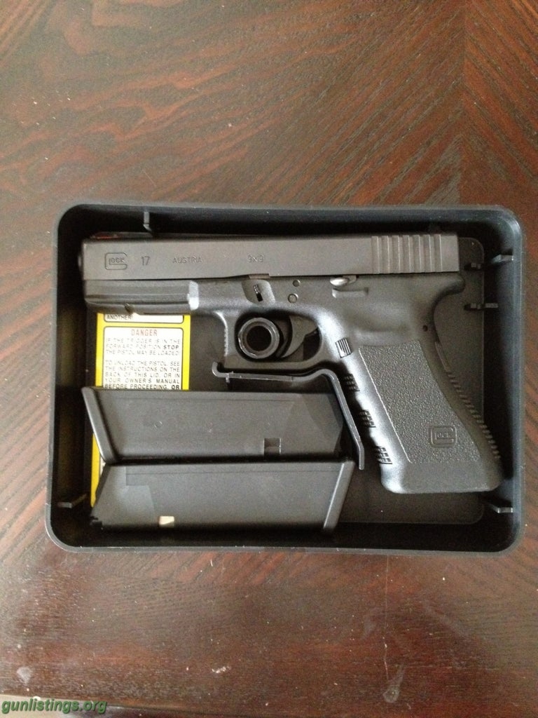 Pistols Gen 3 Glock 17 2 Mags And Case