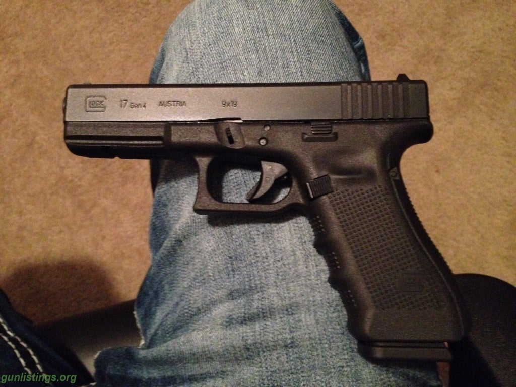 Pistols Gen 4 Glock 17 With The Old Glock Finish (Rare)