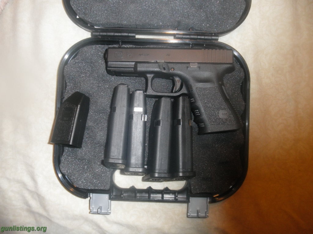 Pistols Glock23