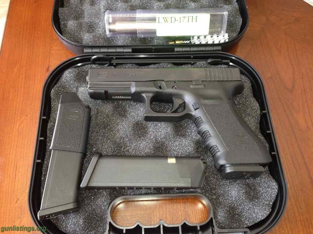 Pistols Glock 17 3rd Gen