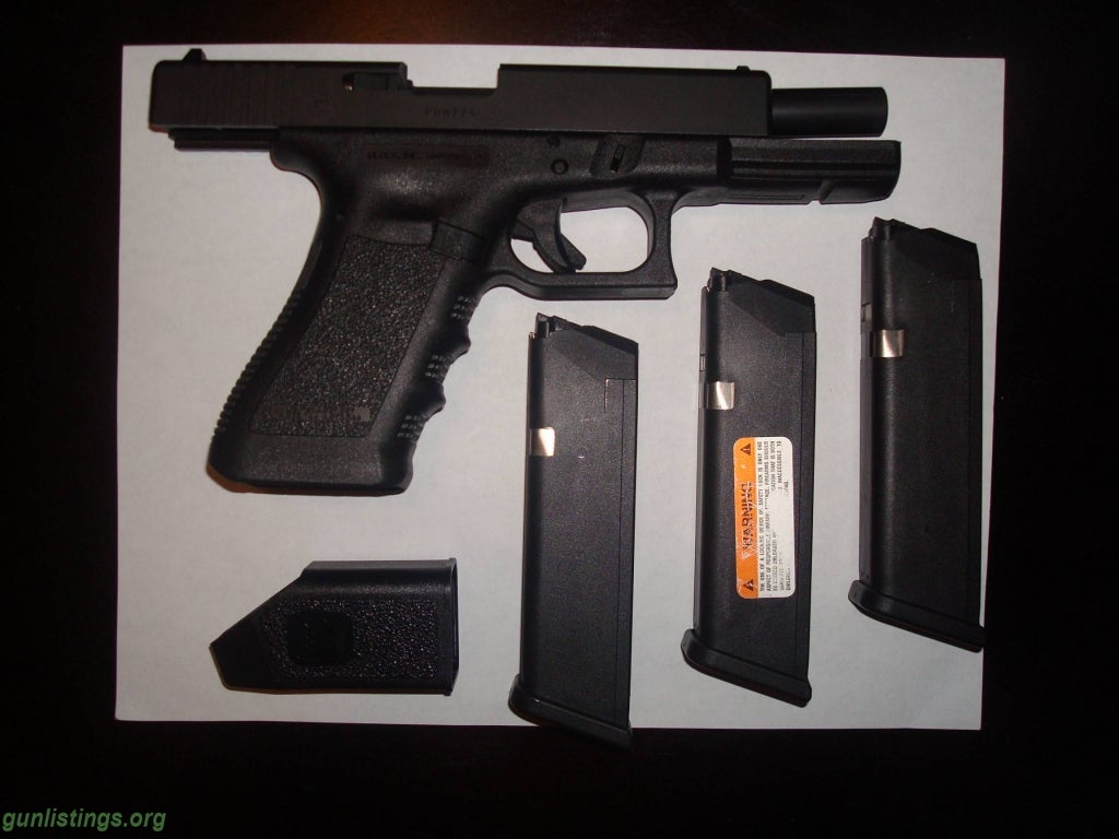 Pistols Glock 17 3rd Gen