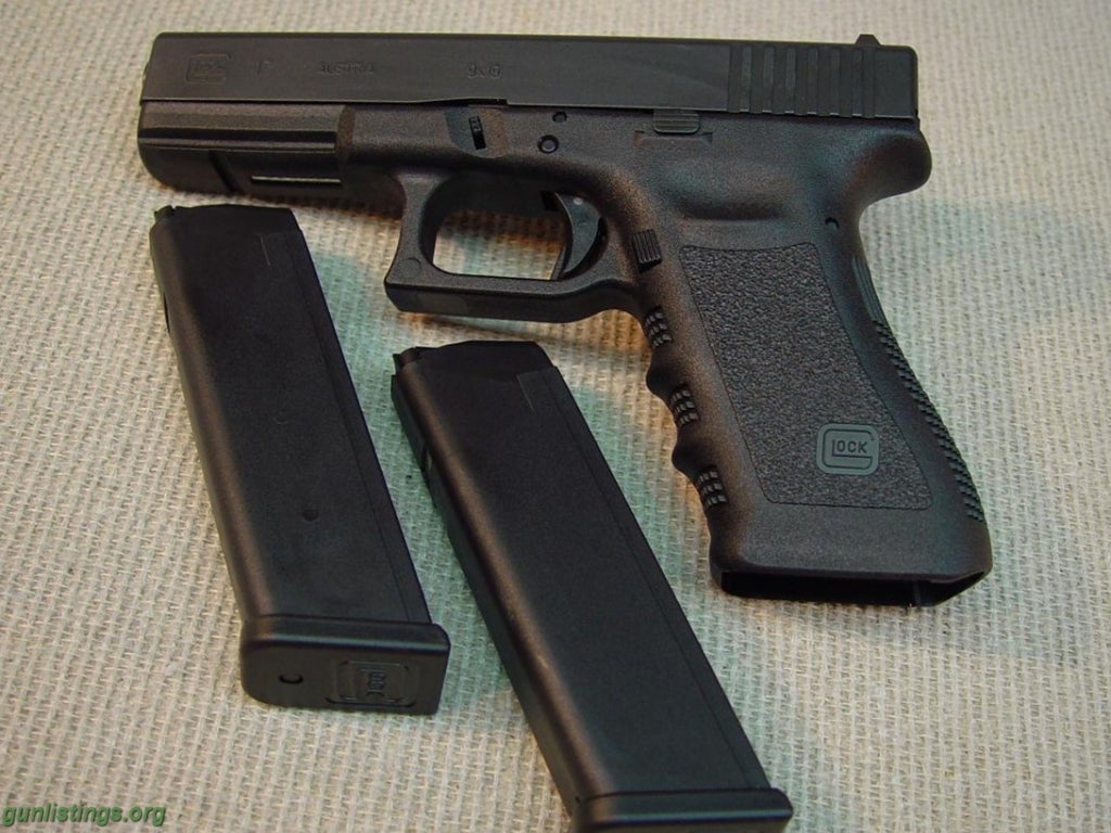 Pistols GLOCK 17 9mm Gen 3