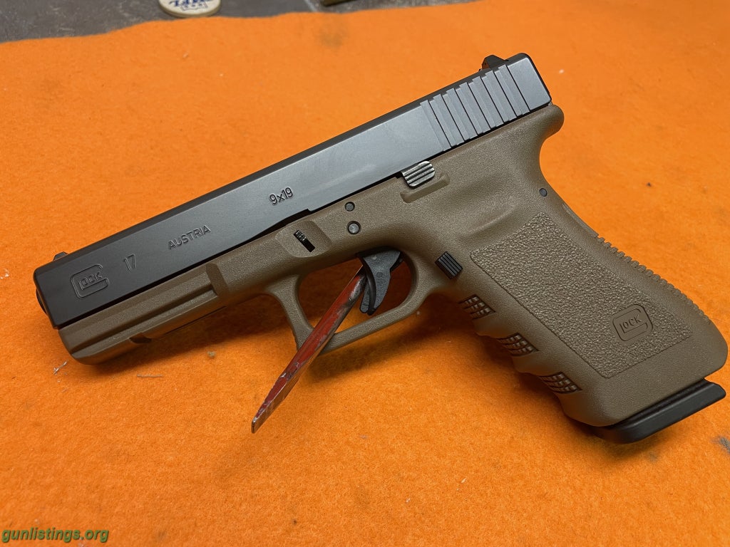 Pistols Glock 17 Flat Dark Earth 9mm