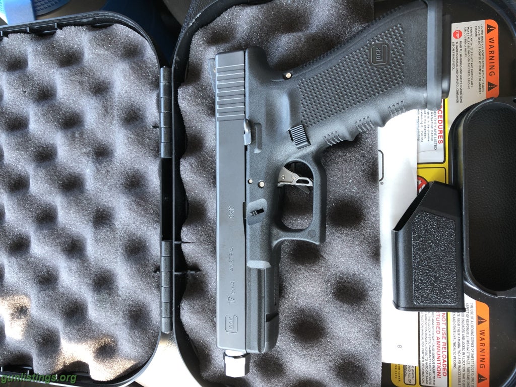 Pistols Glock 17 Gen 4, Lots Of Upgrades