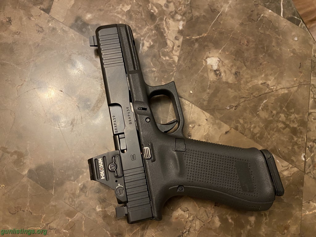 Pistols Glock 17 Gen 5 With Holosun 507c