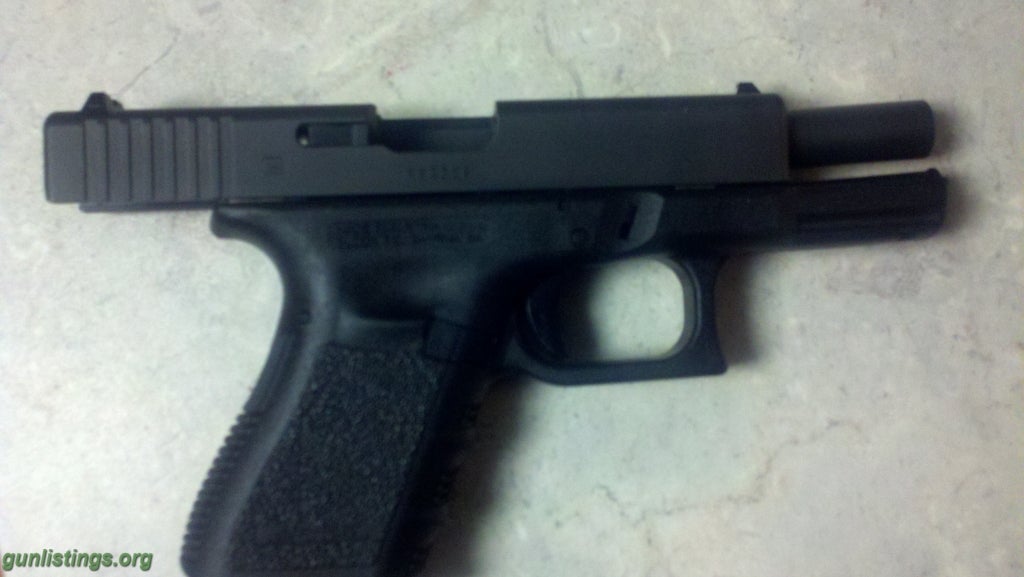 Pistols Glock 19 9mm