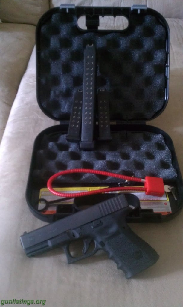 Pistols Glock 19 9mm With High Cap Mag