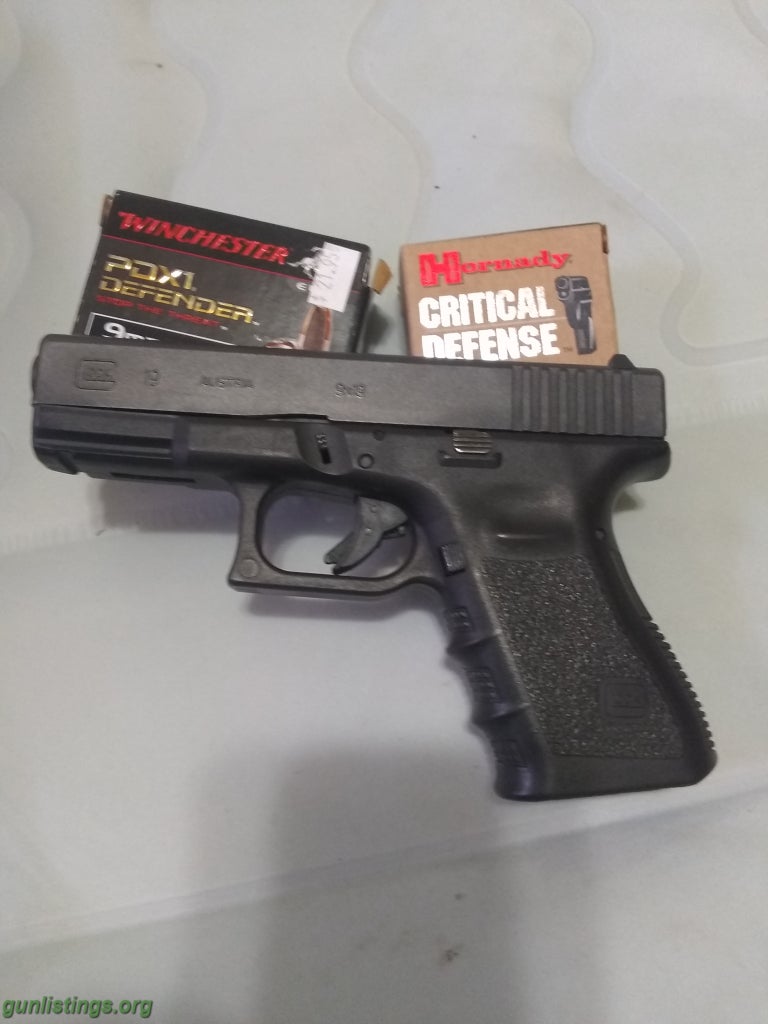 Pistols Glock 19 Gen3