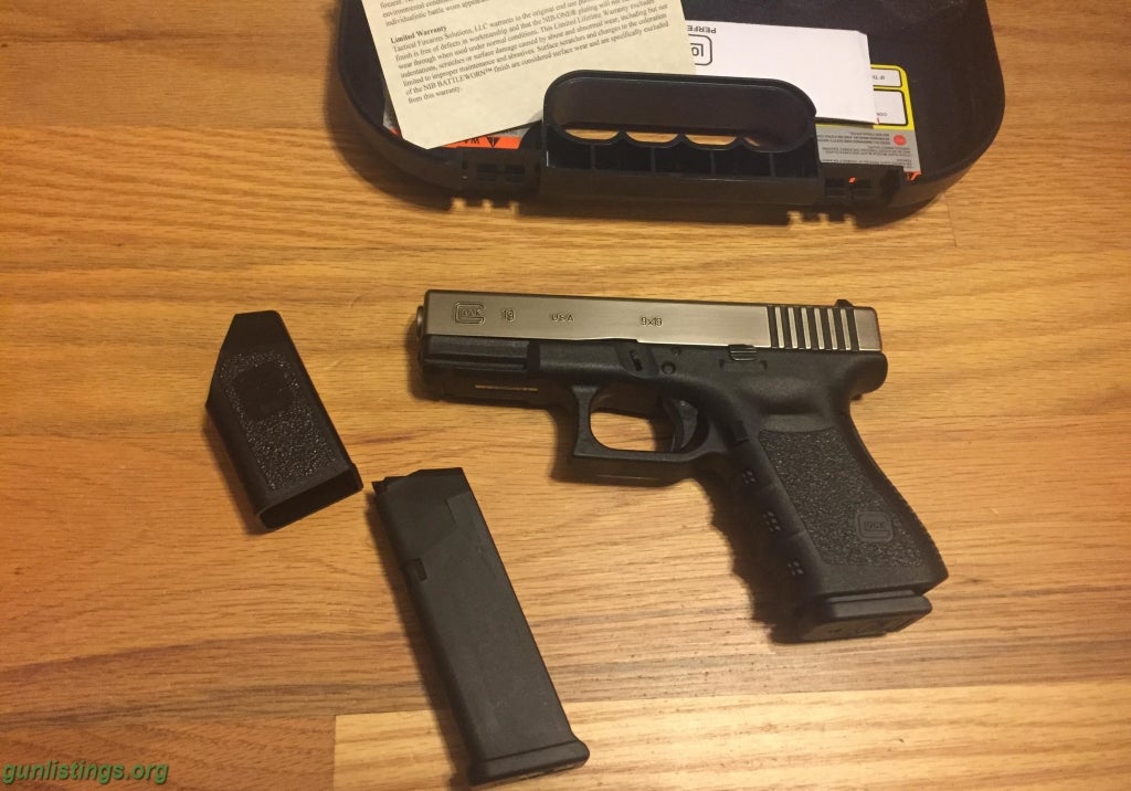 Pistols Glock 19 Gen 3 In 9mm