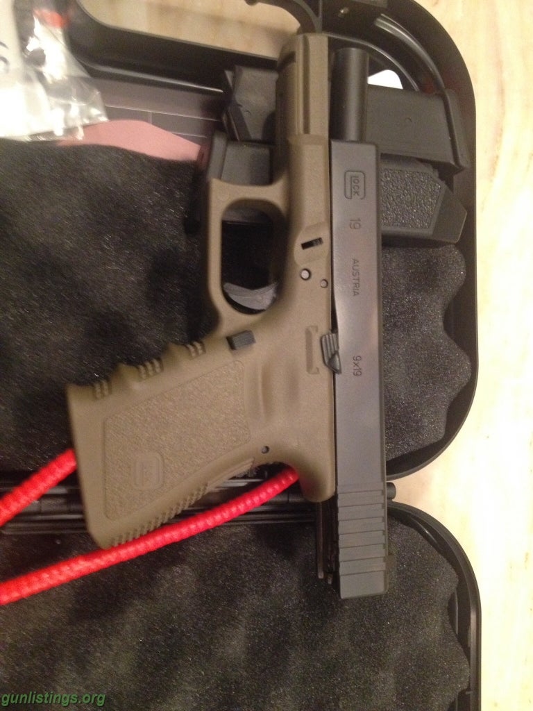 Pistols Glock 19 Gen 3 Od Green