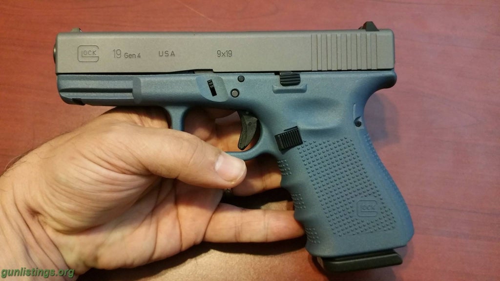 Pistols Glock 19 Gen 4 Availiable At Low Cost