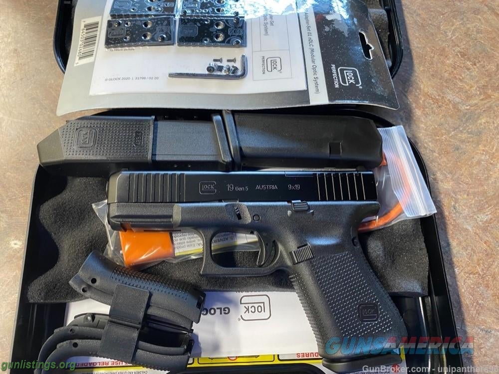 Pistols Glock 19 Gen 5 MOS Black 9mm 3 15rd Mags