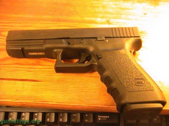 Pistols Glock 20 10mm