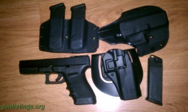 Pistols Glock 21 .45 Caliber Gen 3 W/extras