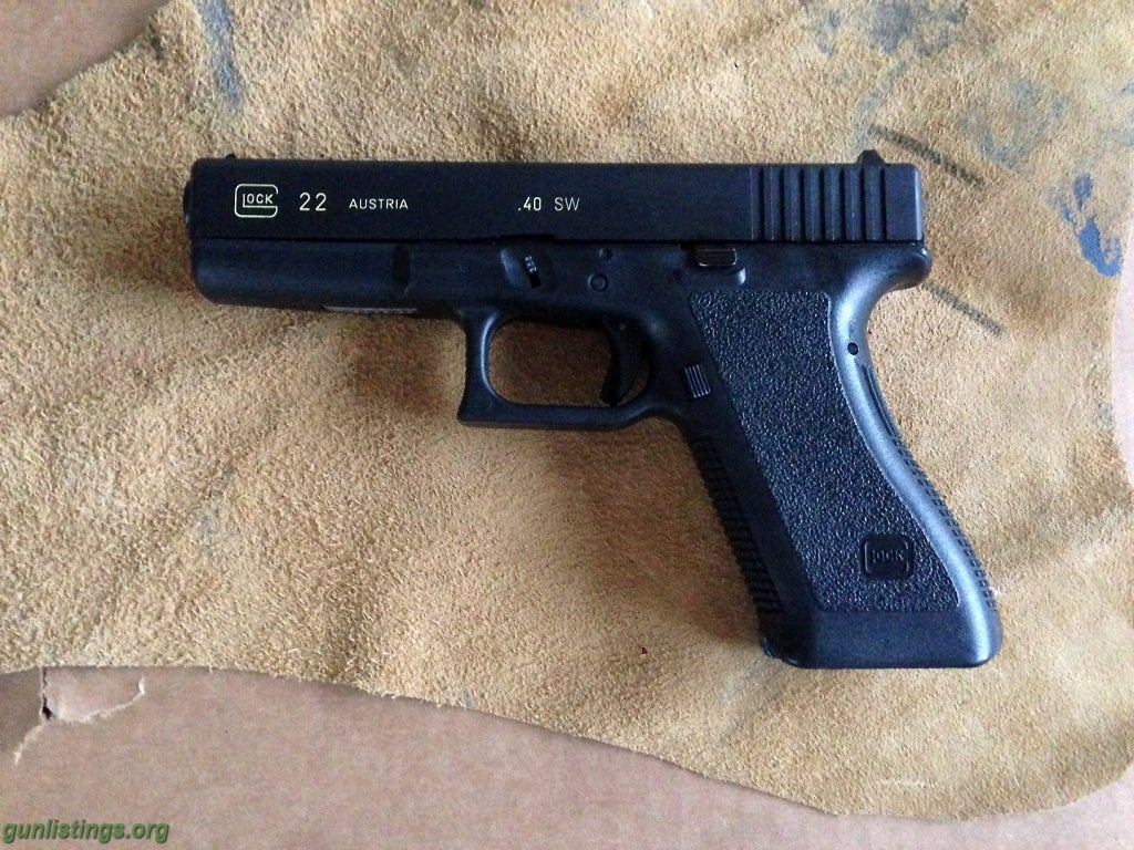 Pistols Glock 22 Gen 2 (.40 SW)