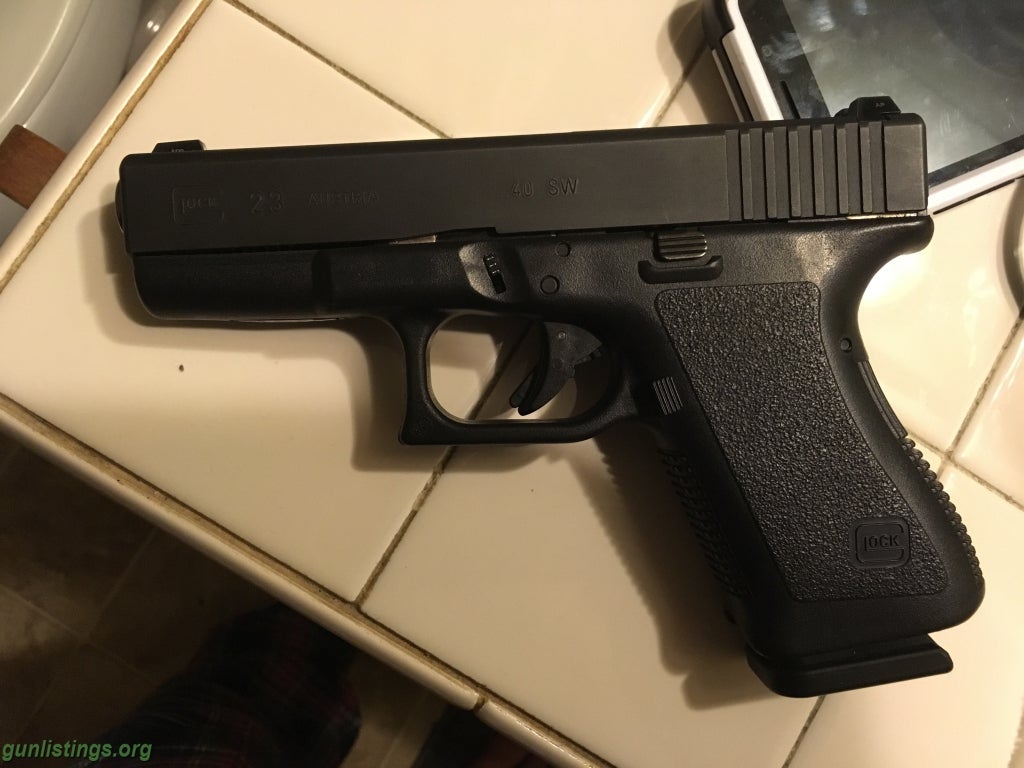 Pistols Glock 23 Gen 2 With New Glock Night Sights