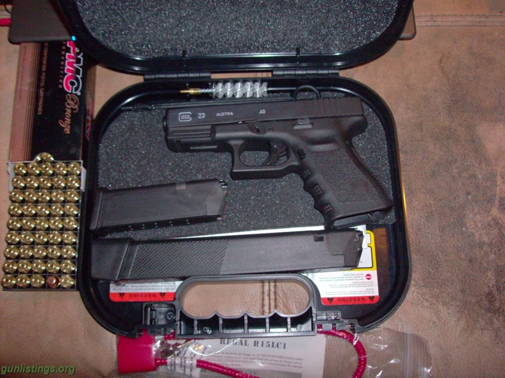 Pistols Glock 23 Gen 3.. Plus Extra Mag And Ammo