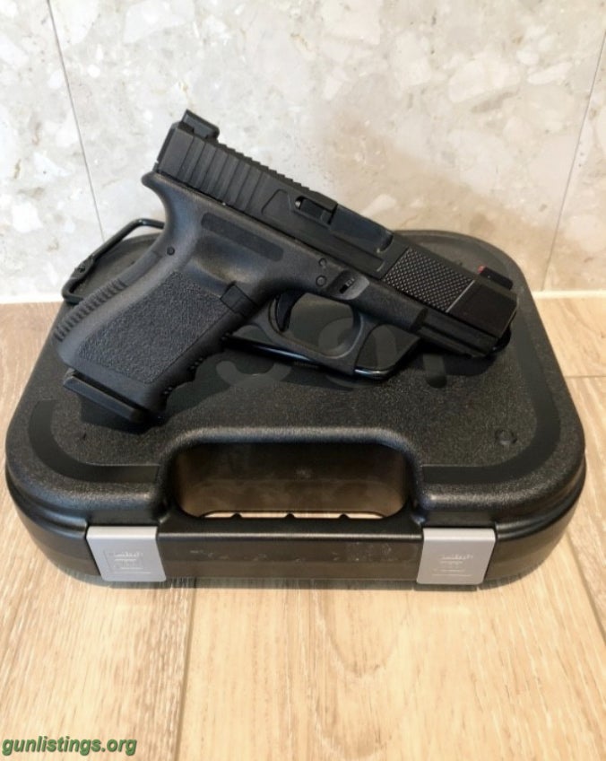 Pistols Glock 23 Gen 3 Tru-Glo Sightsâ€¦. Excellent Conditions !