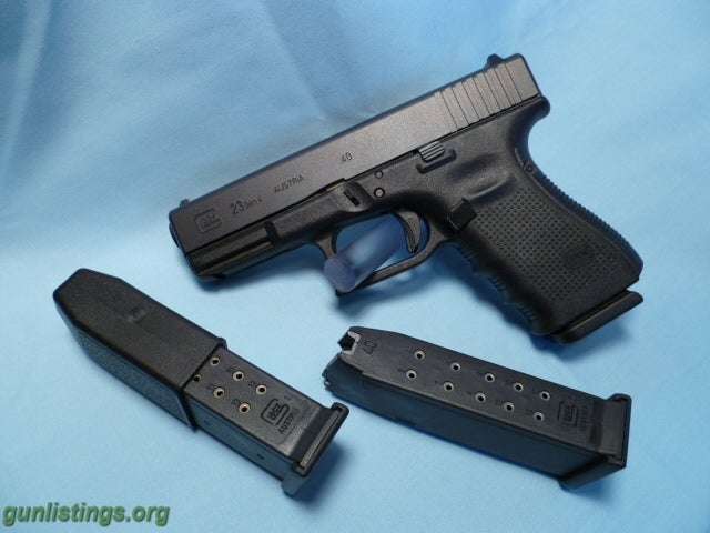 Pistols GLOCK 23 Gen 4  40 S&W