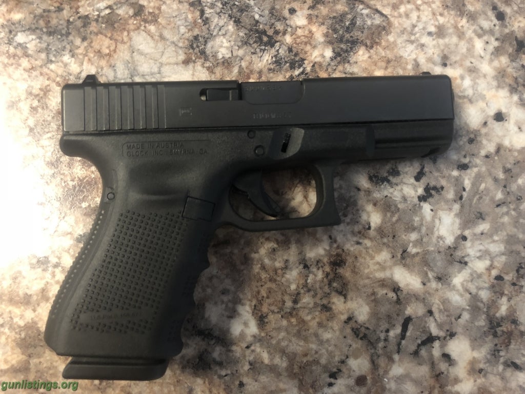 Pistols Glock 23 Gen 4