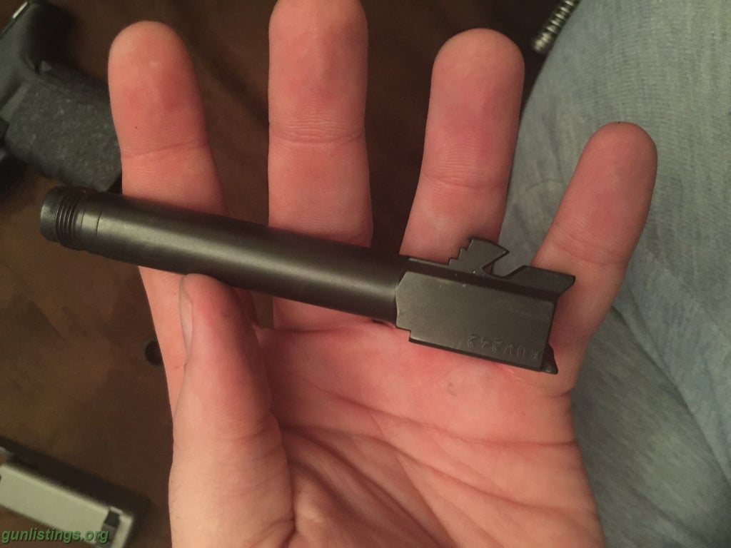 Pistols Glock 23 Oem Threaded Barrel