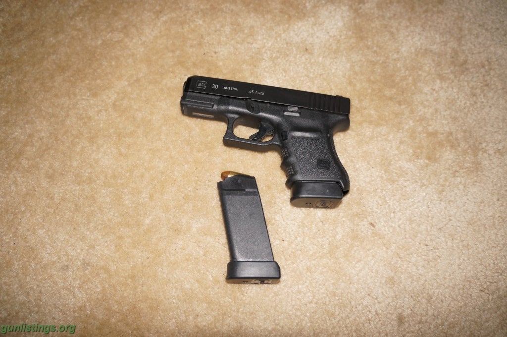 Pistols Glock 30-IWB Holster / Concealed Carry