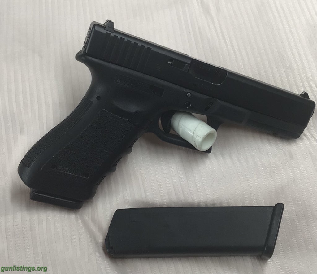 Pistols Glock 40 Cal