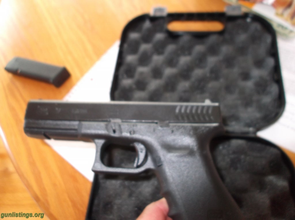 Pistols Glock  17  RTF