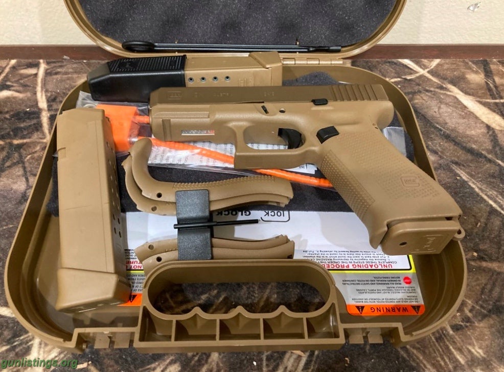 Pistols Glock G19X Compact Crossover