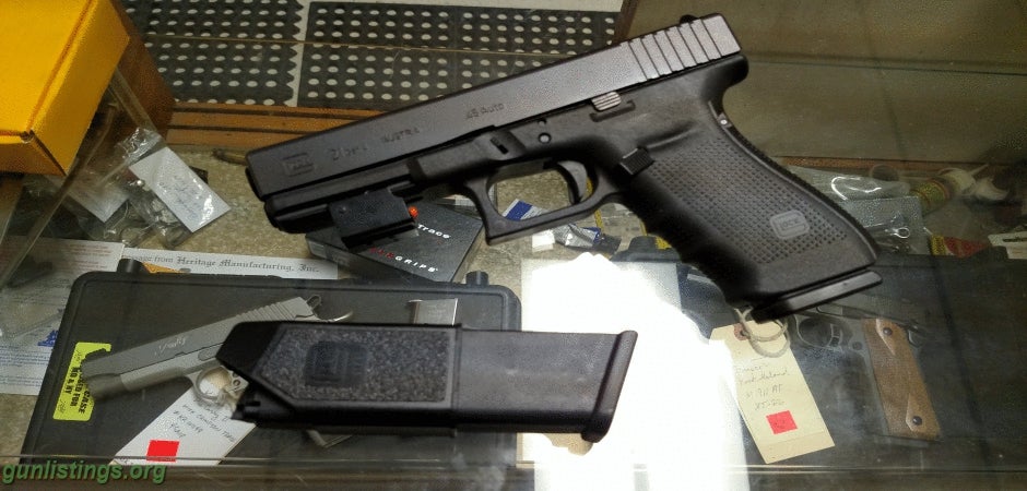 Pistols Glock G21 G3 13+1 45ACP 4.6