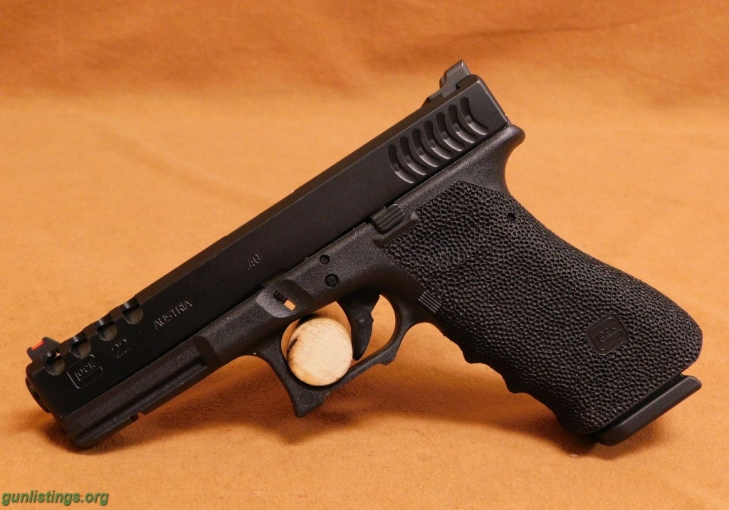 Pistols Glock G22 Gen3 RTF2 (MOD 1 CUSTOM) 40 S&W 22