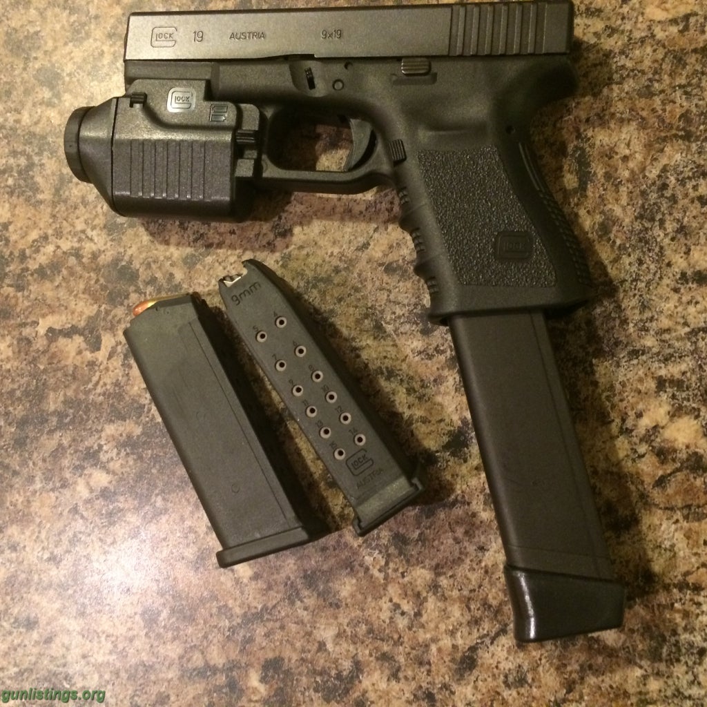 Pistols Glock G3 G19 9 Mm