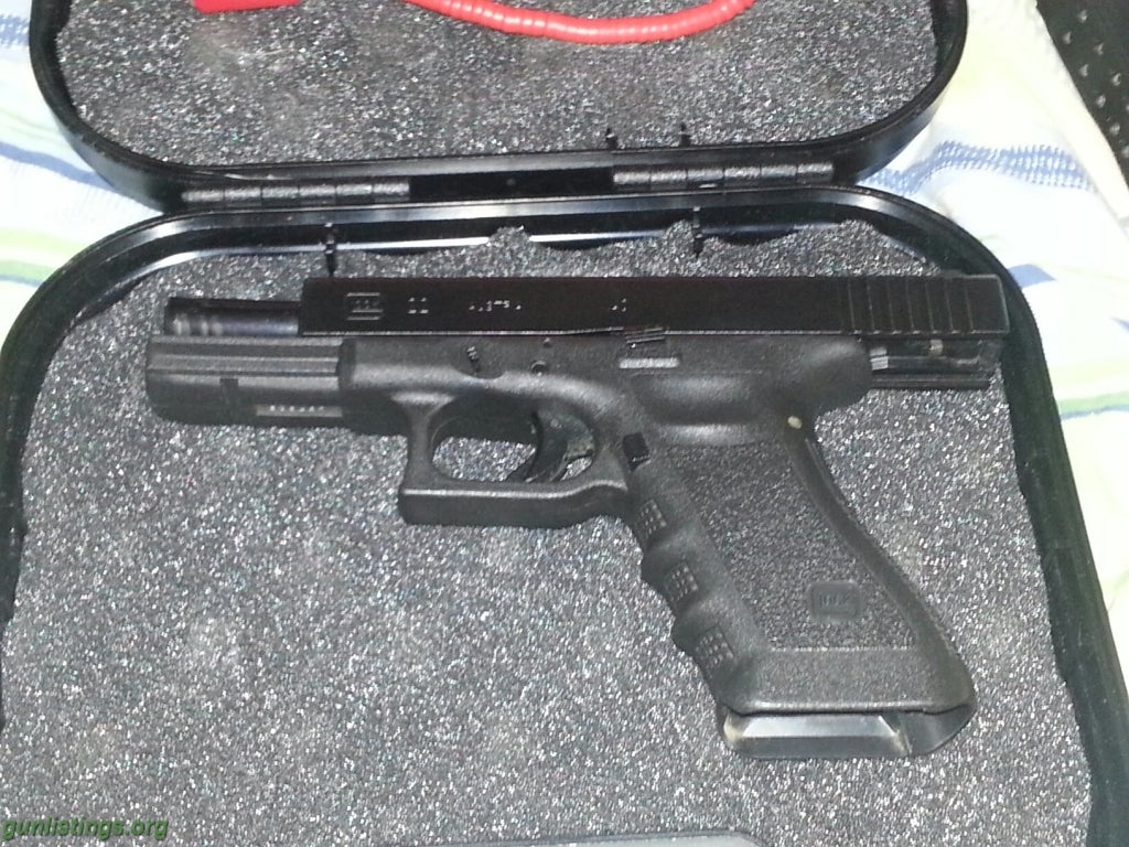 Pistols Glock Model 22 40 Cal.