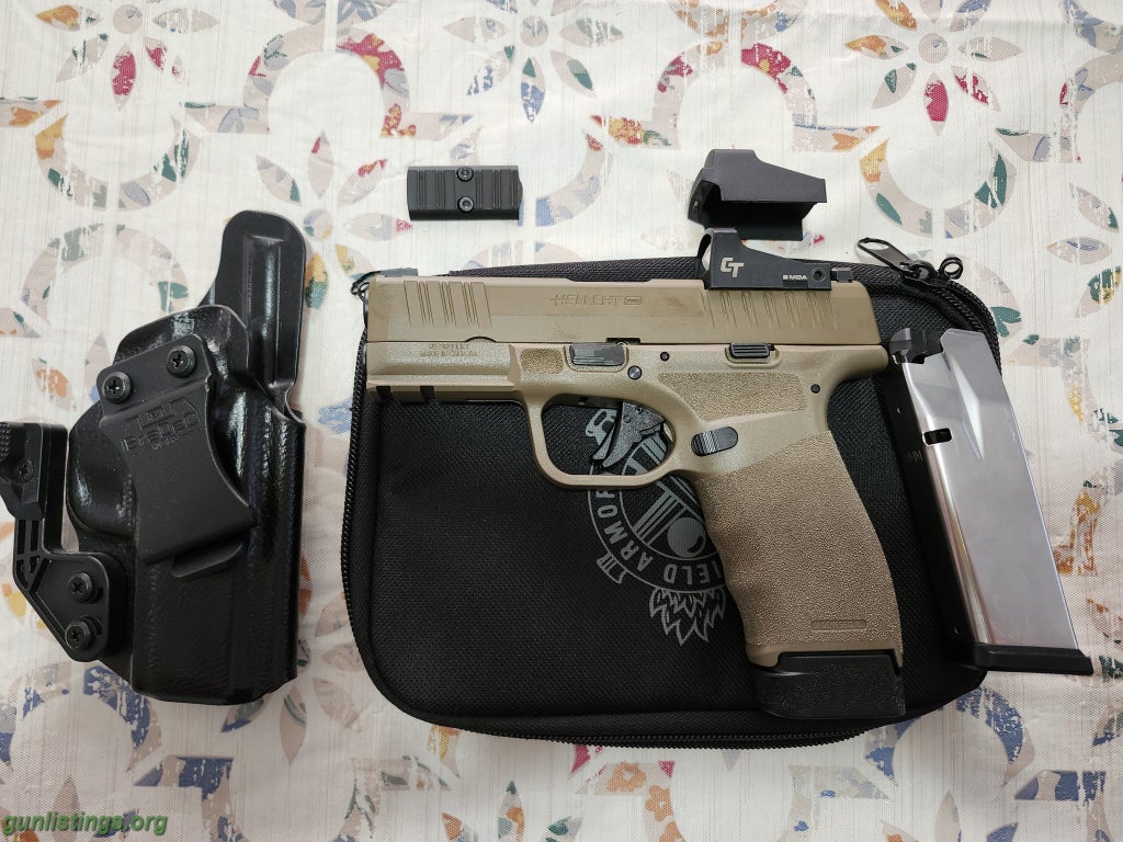 Pistols Hellcat Pro FDE