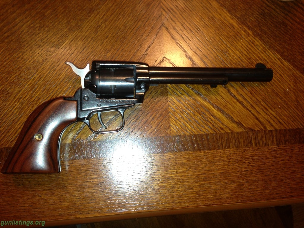 Pistols Heritage 22lr Revolver