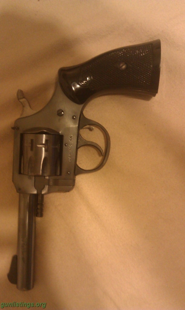 Pistols H&R .22 Revolver