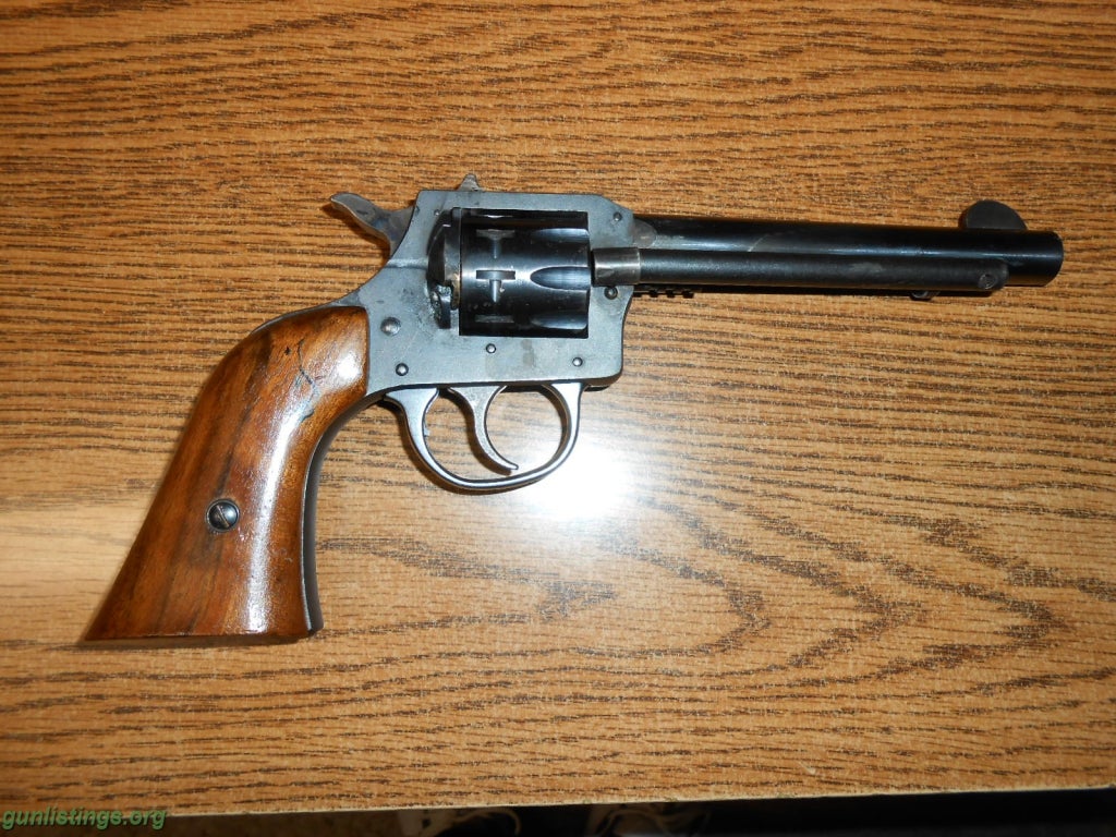 Pistols H&R Model 949 .22 Ca. Revolver