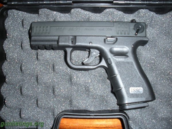 Pistols ISSC Austria M22