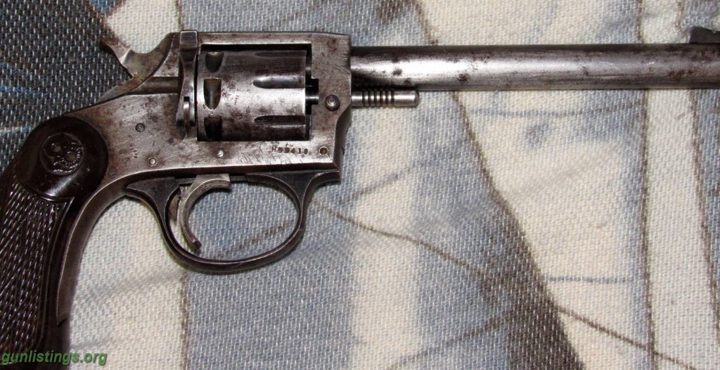 Pistols Iver Johnson Target Model 55A -- .22LR.- REVOLVER ..
