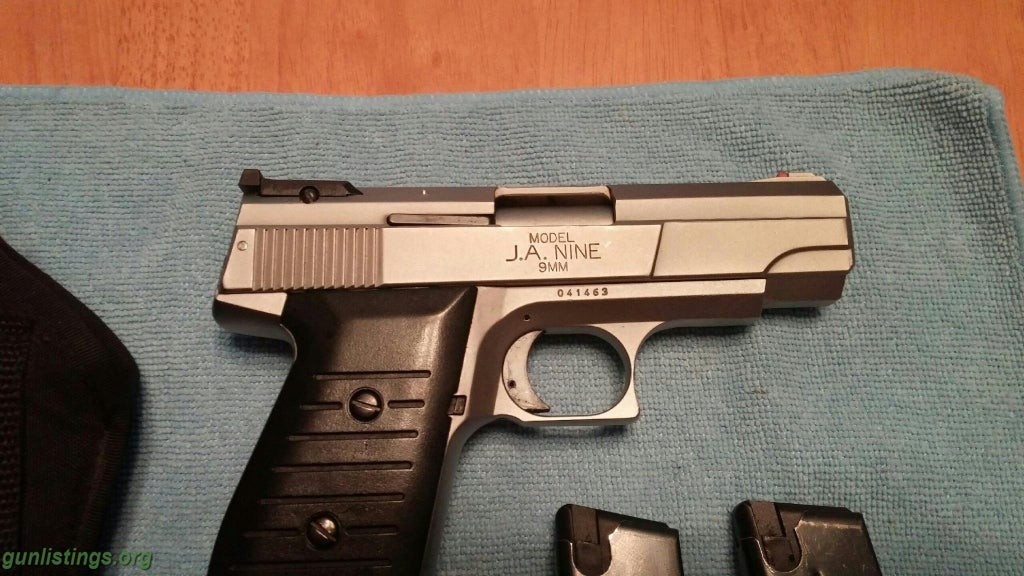 Pistols Jimenez JA9