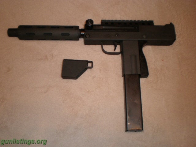 Pistols MAC 10