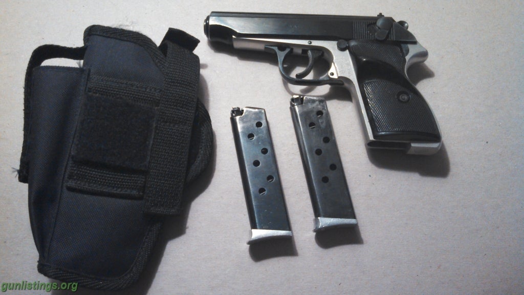 Pistols Makarov 9x18 2 Clips & Holster NICE!