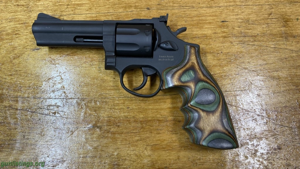 Pistols Model 66 Taurus 357 38 Revolver Hogue Wood Grip