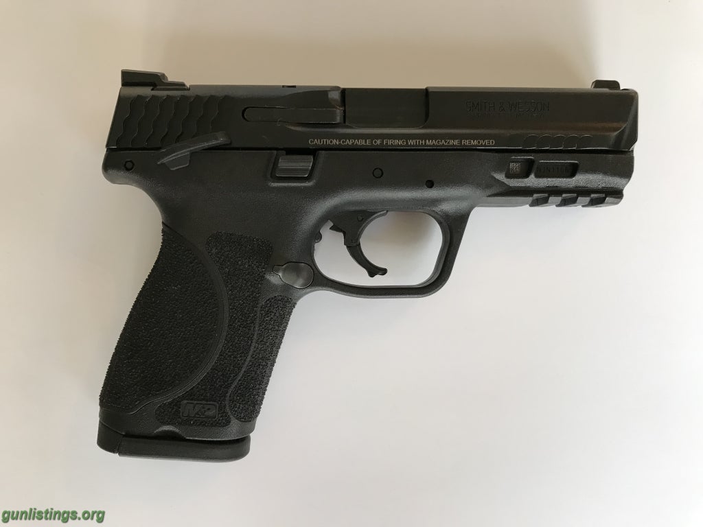 Pistols M&P 2.0 Compact