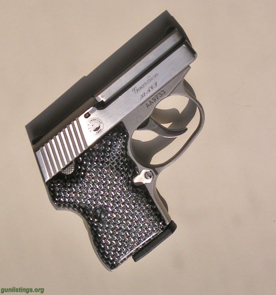 Pistols NAA Guardian 32ACP